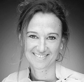 Med. pract. Denise Schymura, Assistenzärztin für Augenheilkunde bei Esthetikon im Lux Augenzentrum in Glattpark (Opfikon), Zürich